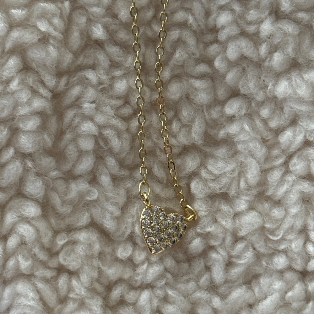 Gold Heart Pendant Necklace